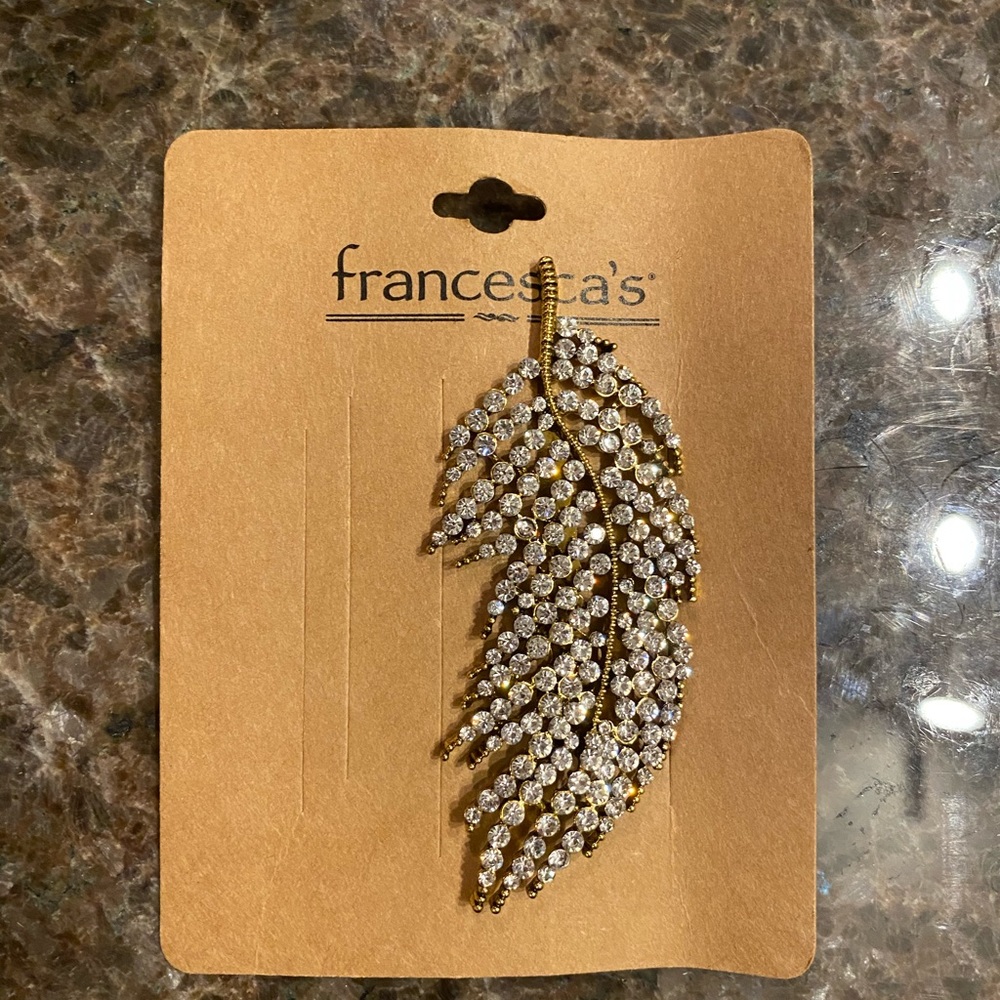 Francesca’s Rhinestone Leaf Comb